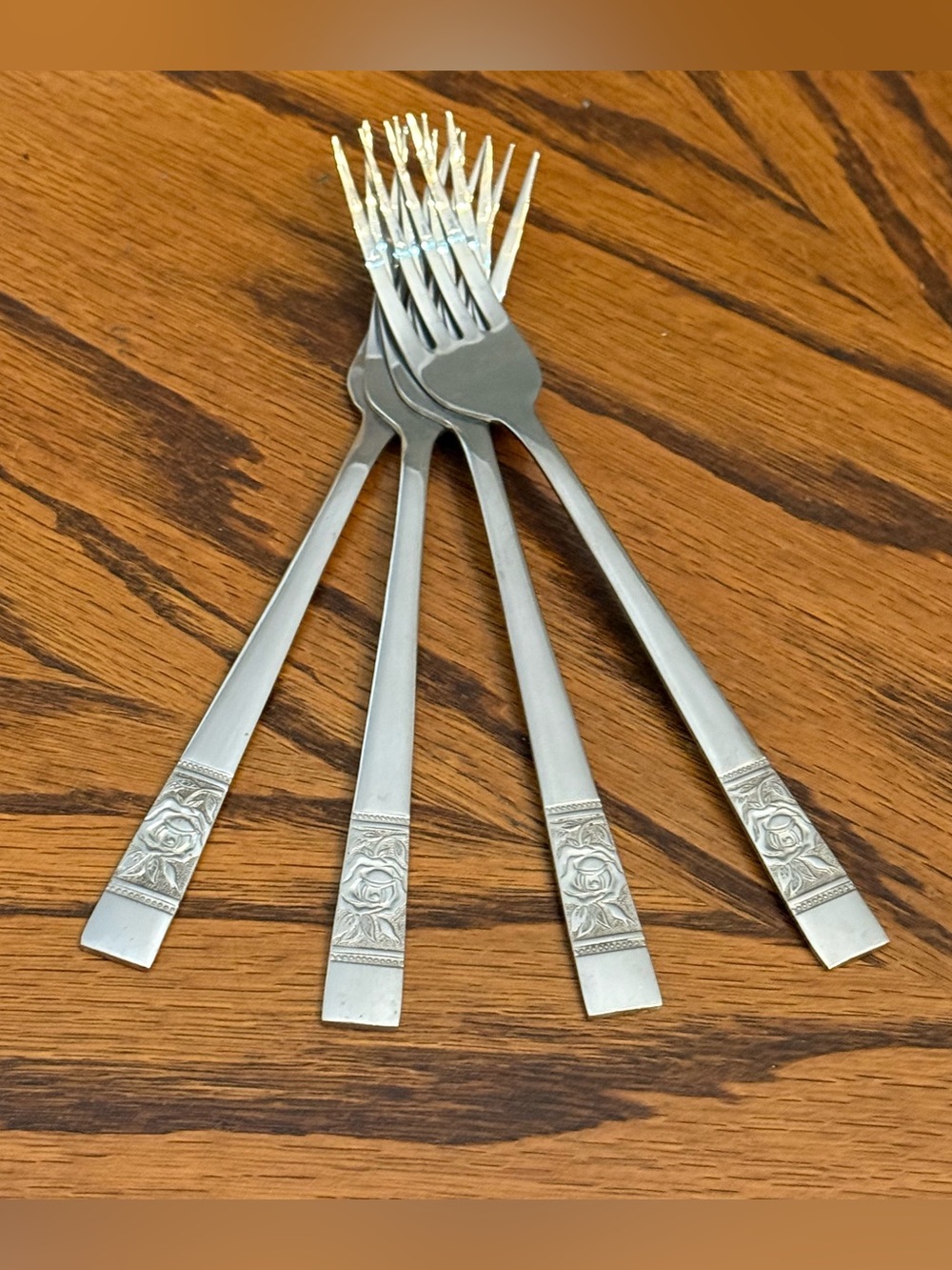 National LAUREEN 4 Dinner Forks 7 3/8” Stainless Flatware MCM Vtg Silverware
